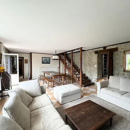 펜션 La Ferme, Spacieuse Maison Confort,